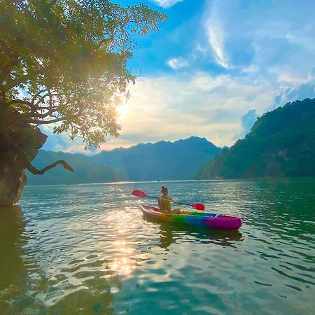 Minh Quang Homestay Ba Be Bagian luar foto