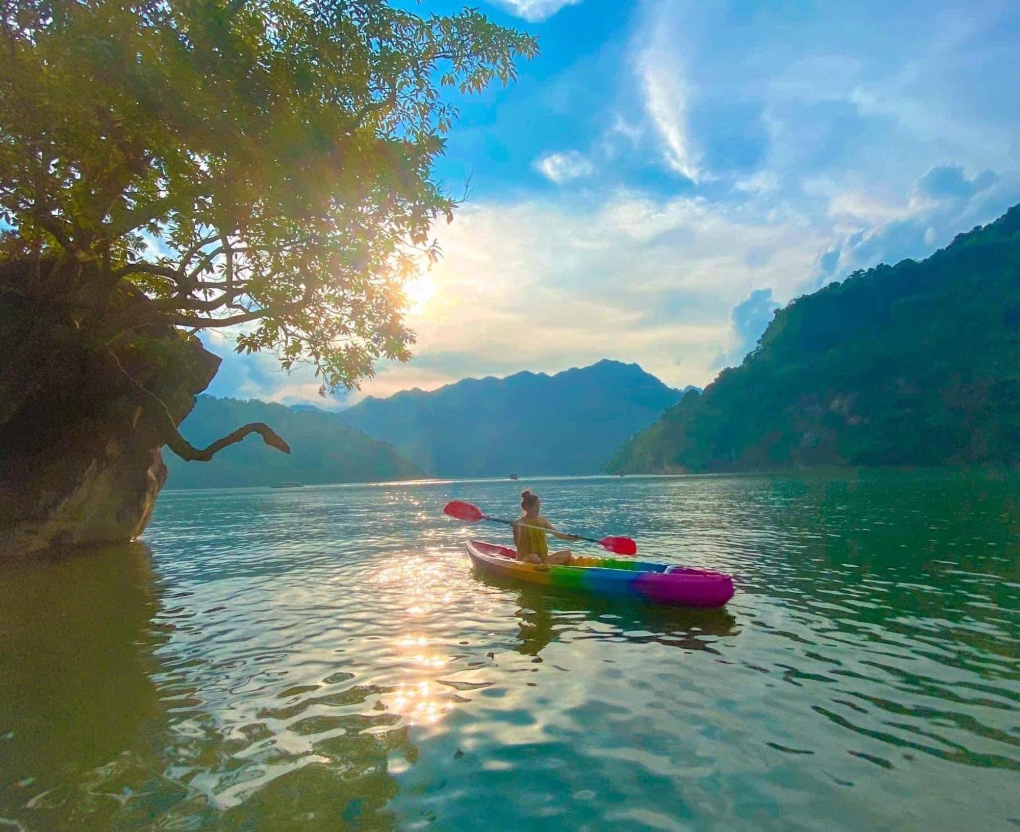 Minh Quang Homestay Ba Be Bagian luar foto